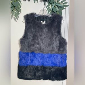 JOCELYN 100% Long Hair Dyed Rabbit Fur Vest in Size Medium